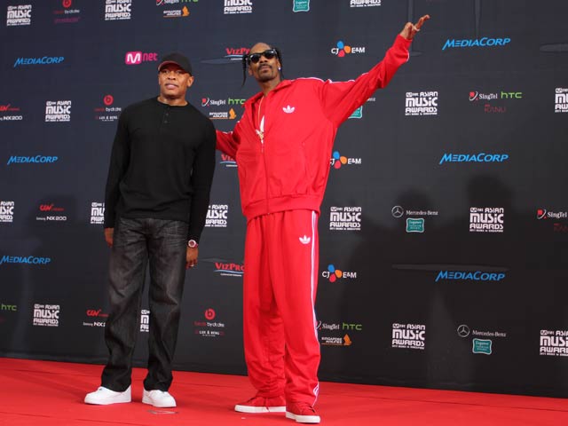 DR DRE & SNOOP DOG at MAMA 2011 Singapore