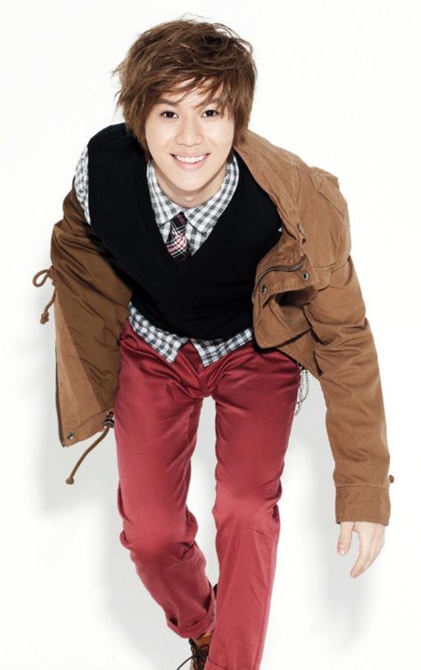 Maypole photoshoot 2012 of SHINee