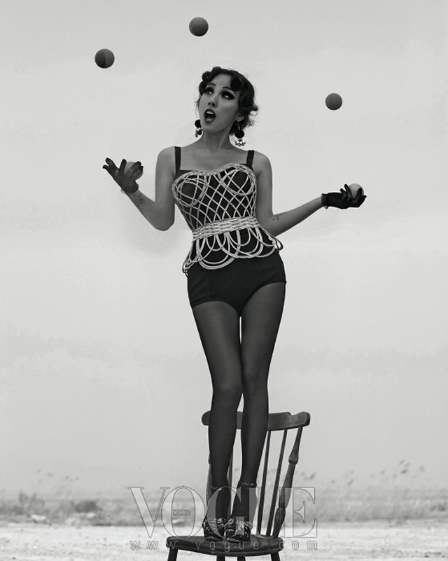 Lee Hyori - Vogue Magazine May Issue ‘13 B