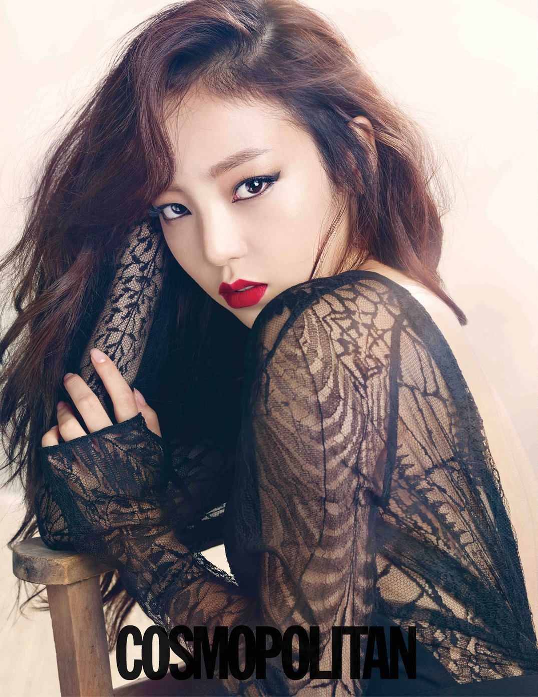 KARA Go Hara - Cosmopolitan August 2013