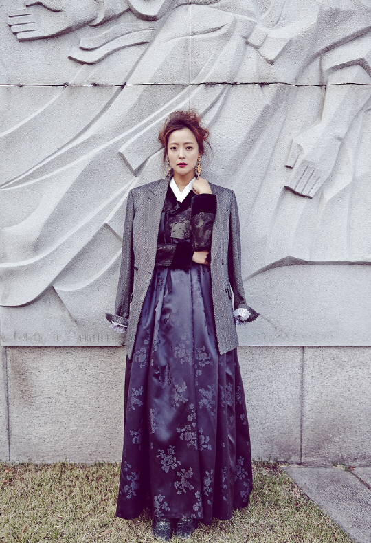 Kim Hee Sun - L’uomo Vogue Magazine November Issue ‘13 b